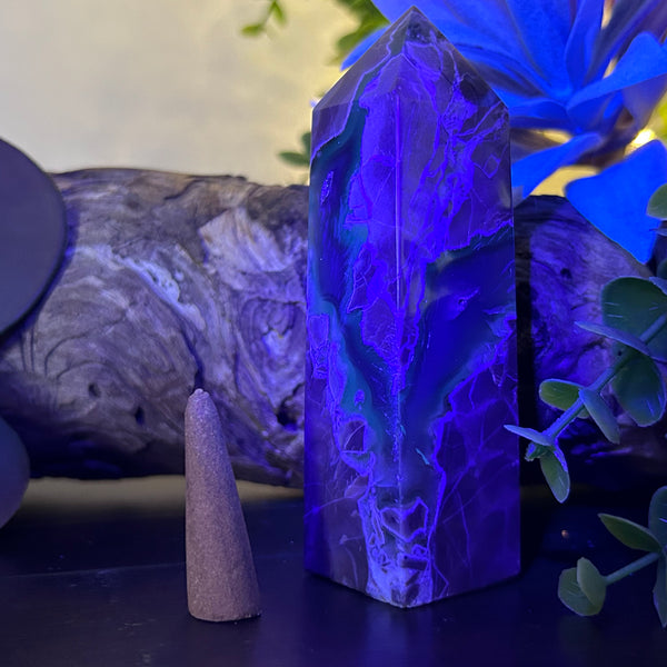 Volcano Agate (UV Reactive) - Enhance your spiritual journey