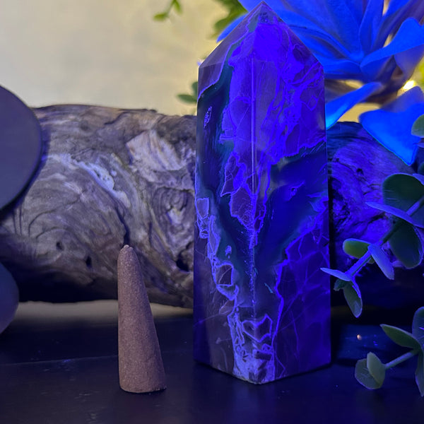 Volcano Agate (UV Reactive) - Black light activated