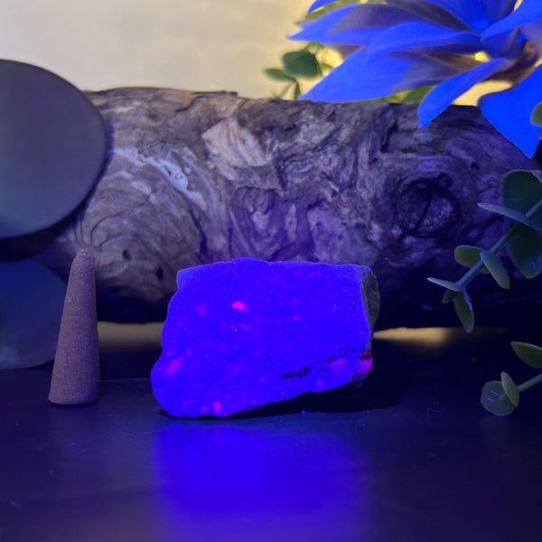 Fuchsite with Rubies (UV Reactive)