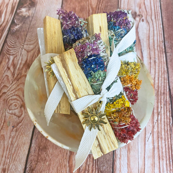 4 in. Rainbow Chakra Floral Smudge Bundle