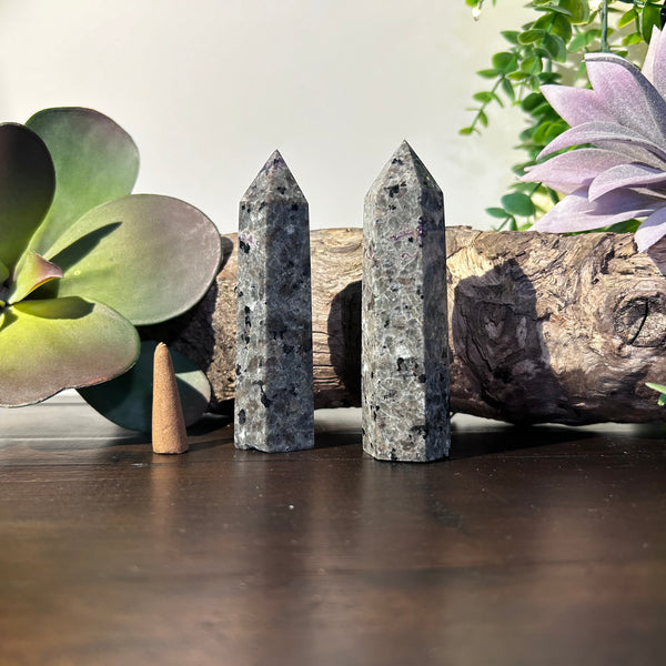 Emberlite or Yooperlite - Stimulates the Sacral Chakra