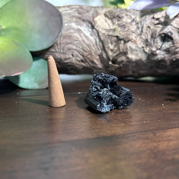 Black Tourmaline - Protect against electromagnetic radiation