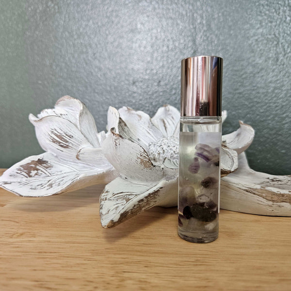Roll-on Essentila oil infused with Flourite crystals