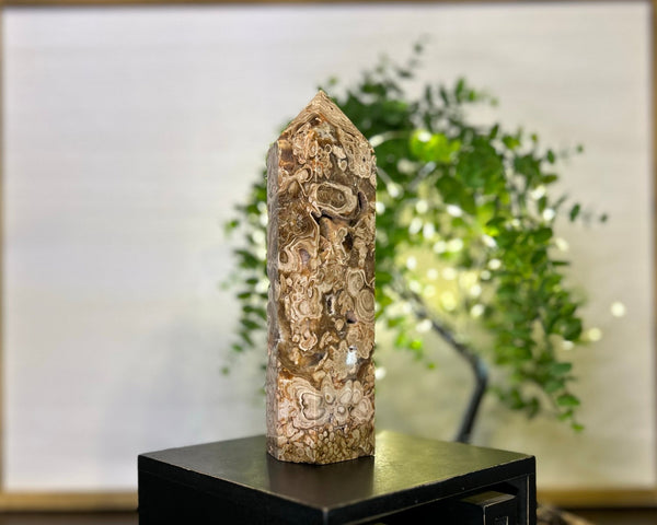 Calcite Tower Decor