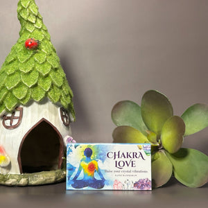 Chakra Love: Raise Your Crystal Vibrations Mini Cards - Lucid Willow - Oracle Deck