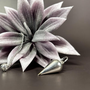 Silver Metal Point Pendulum - Lucid Willow - Pendulum